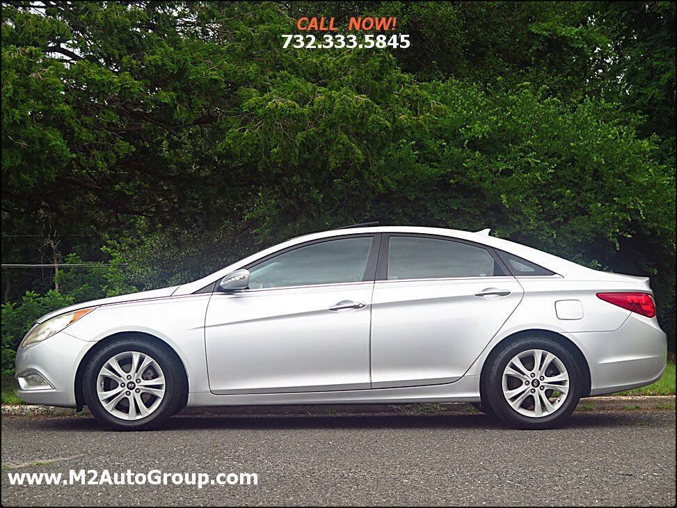 Used 2011 Hyundai Sonata Limited FWD image 2