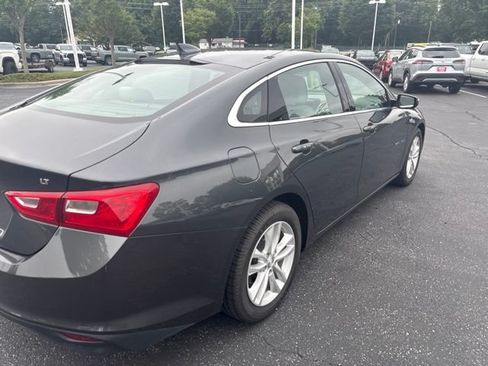 Used 2016 Chevrolet Malibu LT FWD image 8