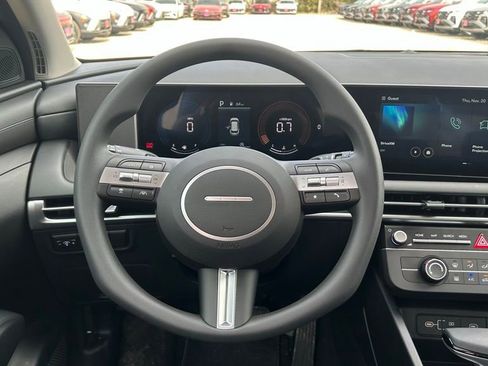 New 2026 Hyundai Tucson SE image 19