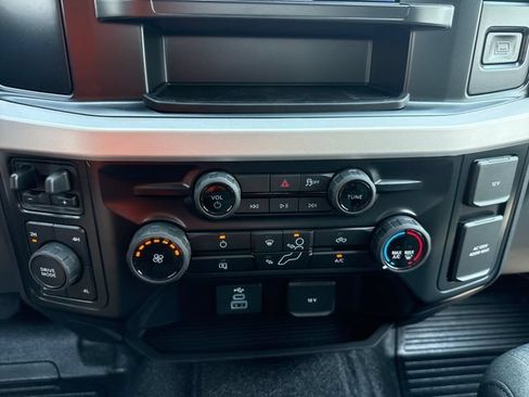 New 2026 Ford F250 XLT w/ FX4 Off-Road Package AWD/4WD image 28