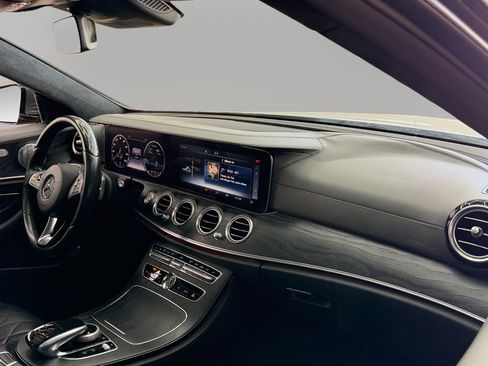 Used 2018 Mercedes-Benz E 300 image 28