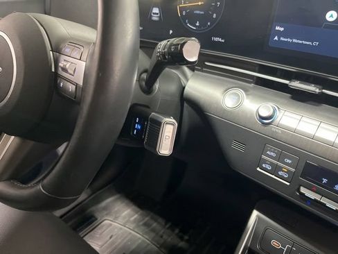 Used 2024 Hyundai Kona Limited AWD/4WD image 58