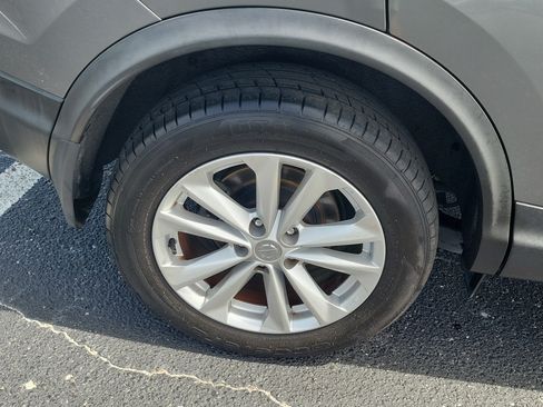 Used 2018 Nissan Rogue Sport SV FWD image 10