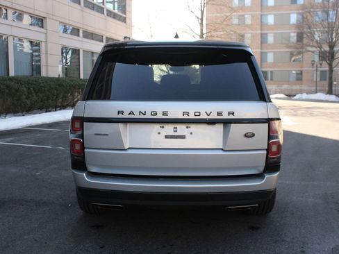 Used 2018 Land Rover Range Rover Supercharged image 8