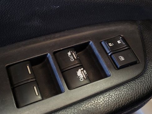 Used 2017 Honda Ridgeline RTL-E image 27