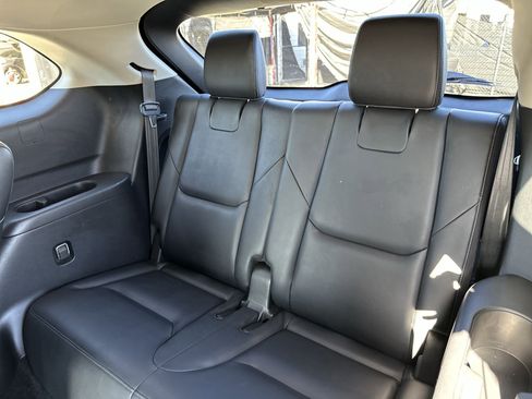 Used 2023 MAZDA CX-9 Touring image 25