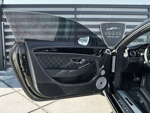 Used 2023 Bentley Continental GT Speed image 24