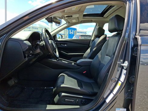 Used 2024 Honda Accord Touring image 13