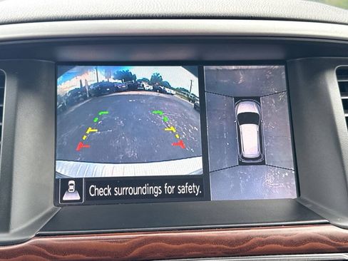 Used 2019 Nissan Pathfinder Platinum FWD image 19