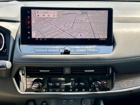 New 2026 Nissan Rogue Platinum image 31