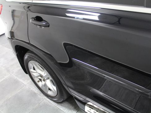 Used 2017 Toyota Highlander Limited Platinum image 40