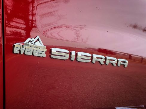 New 2026 GMC Sierra 1500 SLT AWD/4WD image 14