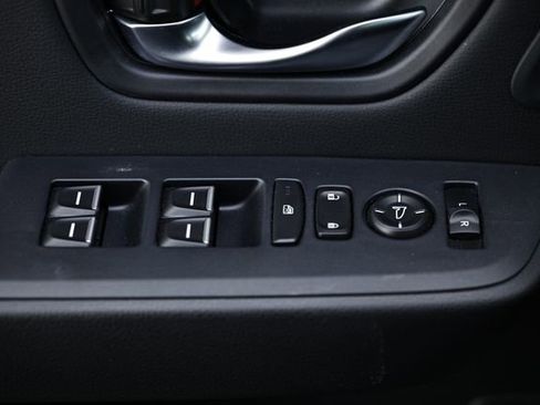 Certified 2025 Honda Pilot EX-L image 17