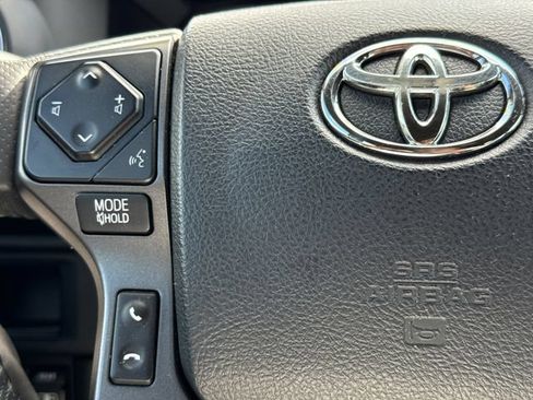 Used 2017 Toyota Tacoma TRD Pro AWD/4WD image 28