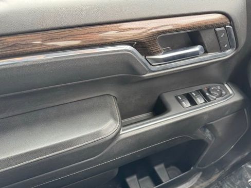 Used 2024 Chevrolet Silverado 1500 LT image 25