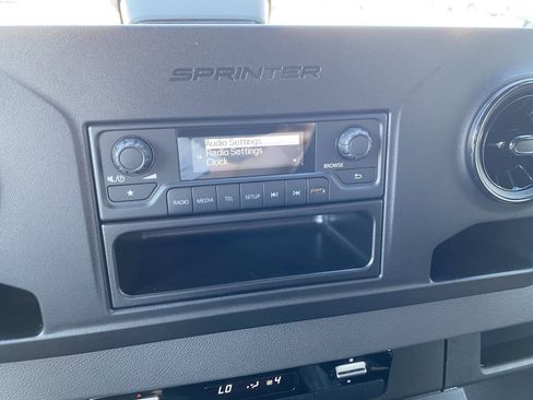 New 2025 Mercedes-Benz Sprinter 2500 image 9