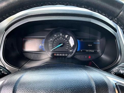 Used 2022 Ford Edge Titanium image 13