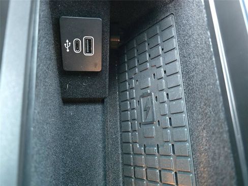 New 2026 Lincoln Navigator Black Label AWD/4WD image 24