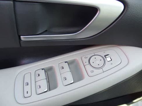 Used 2024 Hyundai Sonata SEL FWD image 8