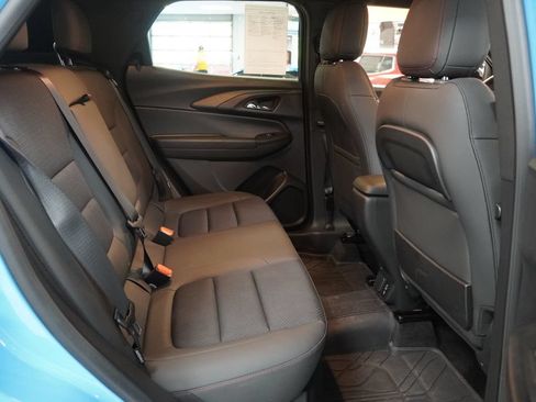 Used 2023 Chevrolet TrailBlazer RS w/ Convenience Package AWD/4WD image 31