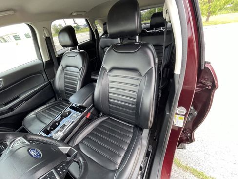 Used 2019 Ford Edge SEL w/ Equipment Group 201A AWD/4WD image 18