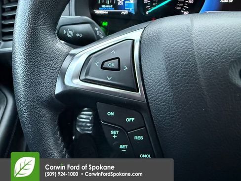 Used 2024 Ford Edge SEL image 24