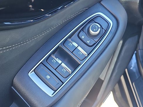 Certified 2025 Subaru Outback Limited AWD/4WD image 23