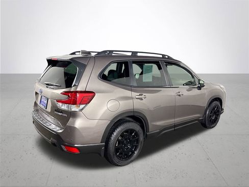 Used 2022 Subaru Forester Limited w/ Popular Package #2 image 6