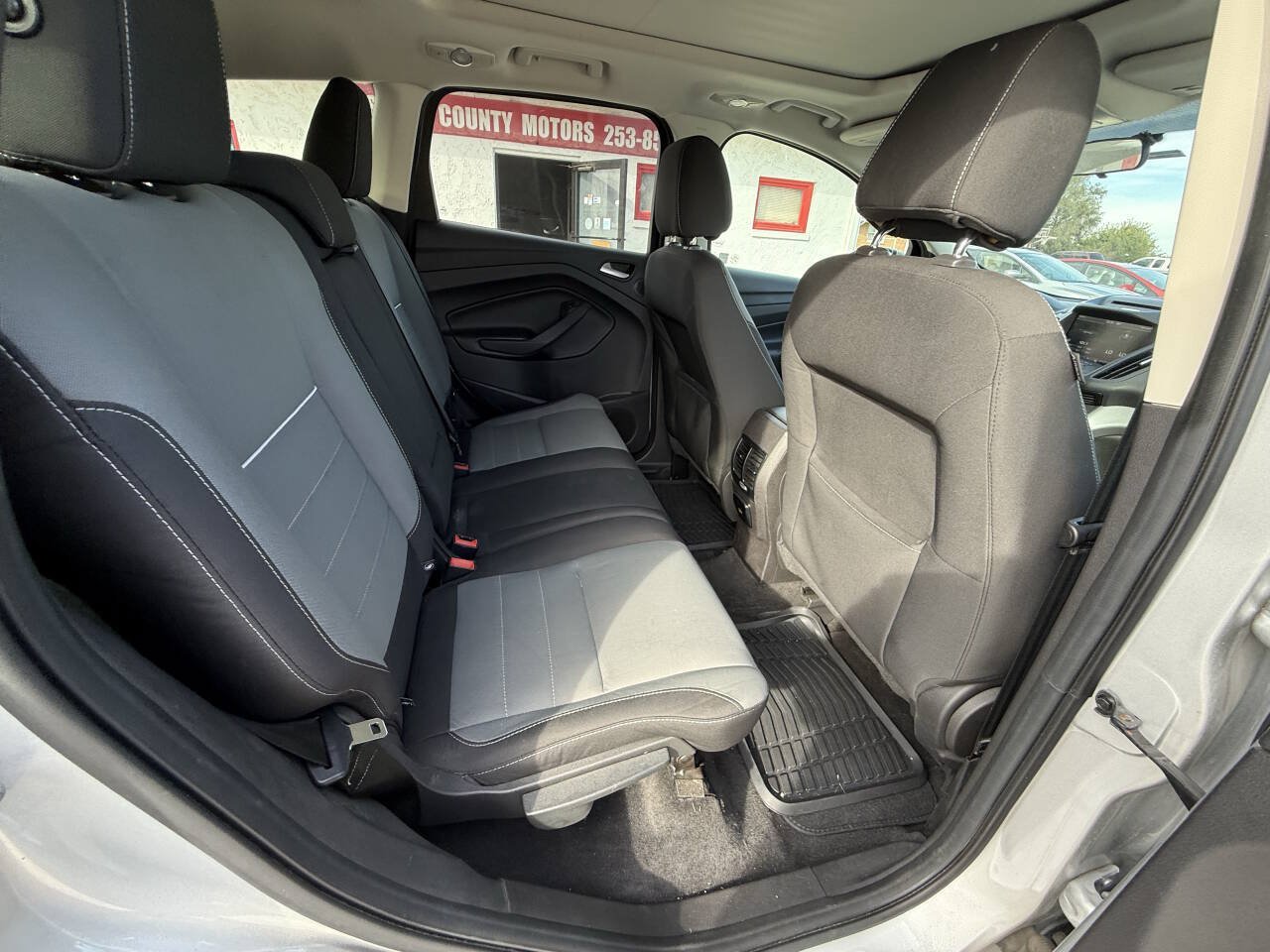 Used 2014 Ford Escape SE w/ Equipment Group 201A FWD image 16
