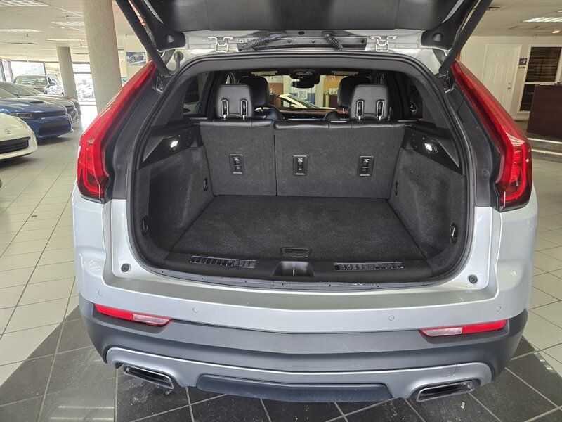 Used 2020 Cadillac XT4 Premium Luxury FWD image 35