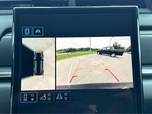 New 2026 GMC Terrain Elevation w/ Elevation Premium Package AWD/4WD image 14
