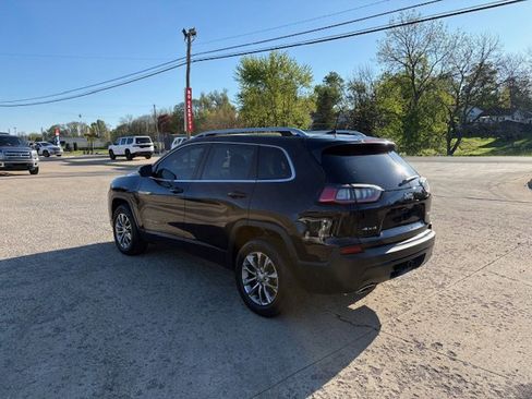 Used 2021 Jeep Cherokee Latitude Lux w/ Comfort/Convenience Group AWD/4WD image 6