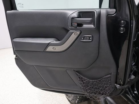 Used 2016 Jeep Wrangler Unlimited Sport w/ Quick Order Package 24S image 12