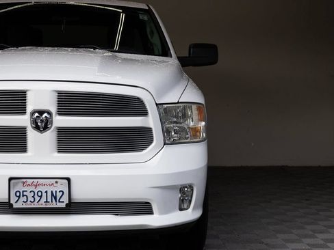 Used 2019 RAM 1500 Express w/ Express Value Package RWD image 5