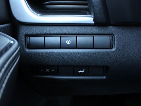 Used 2022 Nissan Rogue SV w/ SV Premium Package AWD/4WD image 9