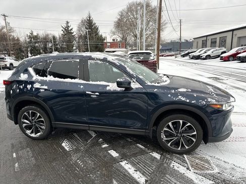 Certified 2023 MAZDA CX-5 AWD 2.5 S w/ Premium Plus Pkg image 4