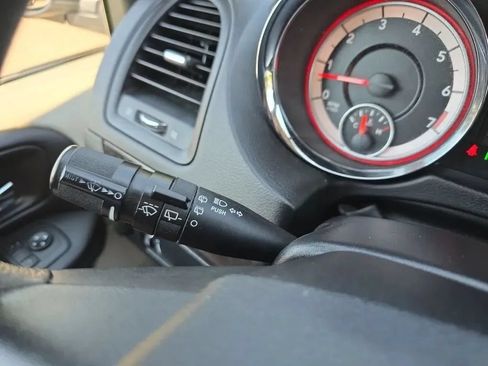 Used 2016 Dodge Grand Caravan SE w/ Quick Order Package 29E SE FWD image 19