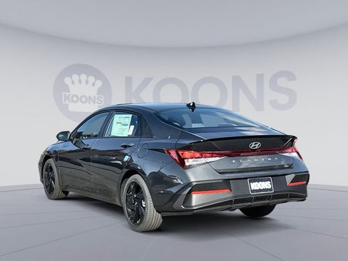New 2026 Hyundai Elantra Sport image 4