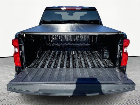 Used 2023 Chevrolet Silverado 1500 LT image 18