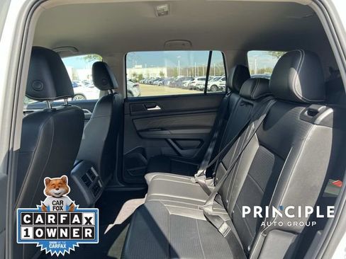 Used 2023 Volkswagen Atlas SE image 28