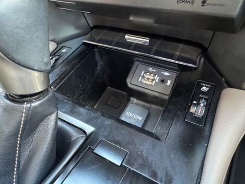 Used 2021 Lexus GX 460 Premium w/ Accessory Package image 42