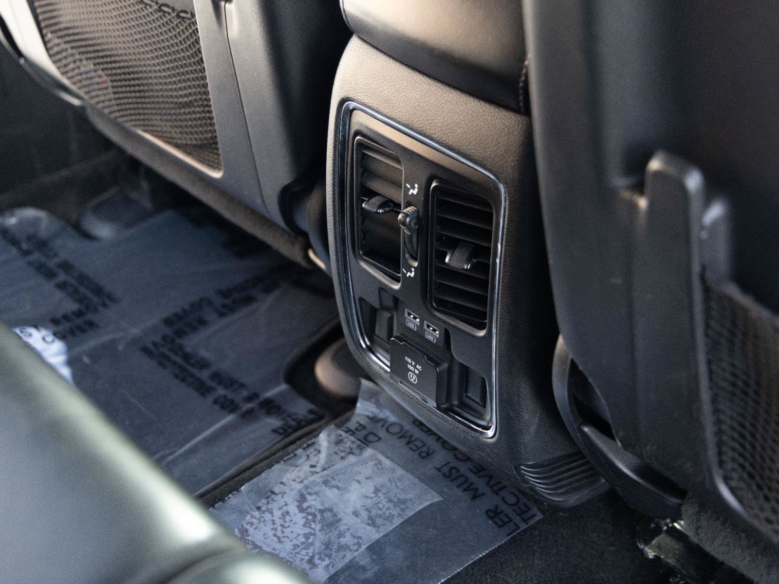 Used 2019 Jeep Grand Cherokee Limited AWD/4WD image 19