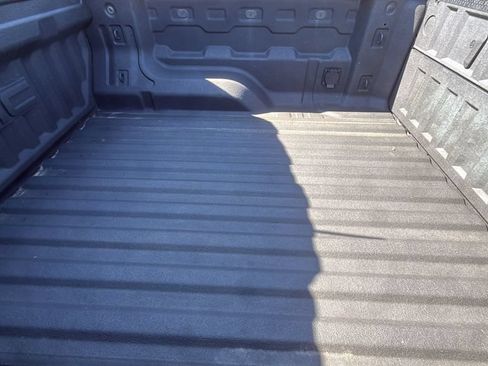 Used 2024 GMC Canyon AT4 w/ AT4 Premium Package AWD/4WD image 18