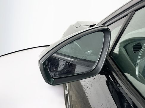 Used 2024 Volkswagen ID.4 2WD image 16