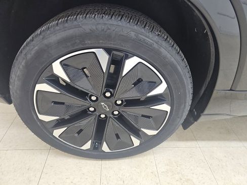 Used 2024 Chevrolet Blazer EV RS image 22