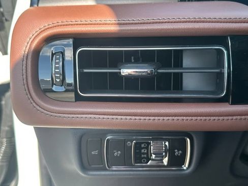 New 2026 Lincoln Aviator Reserve AWD/4WD image 26