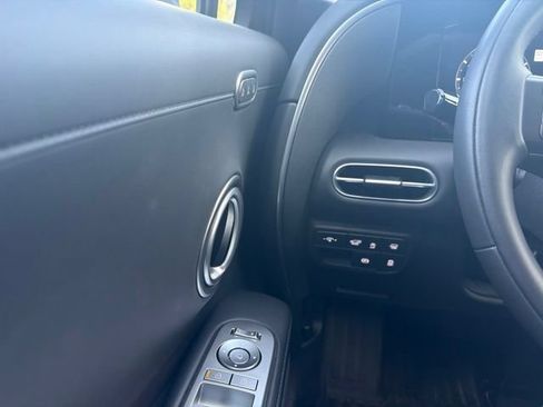 Used 2026 Hyundai Palisade Calligraphy FWD image 13