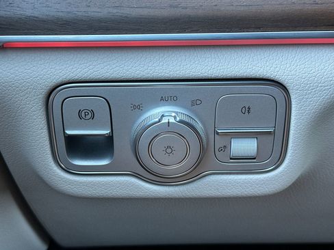 Certified 2026 Mercedes-Benz GLE 450 4MATIC Coupe image 31