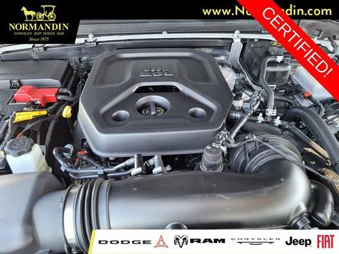 Certified 2025 Jeep Wrangler Unlimited Rubicon AWD/4WD image 20