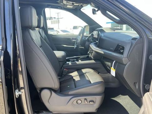 New 2026 Chevrolet Tahoe High Country w/ LPO, Get Active Package AWD/4WD image 29